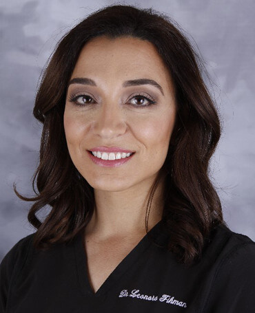 Podiatrist, Foot Doctor Leonora Fihman in the Los Angeles, Brentwood CA 90049 and Encino, CA 91316 areas